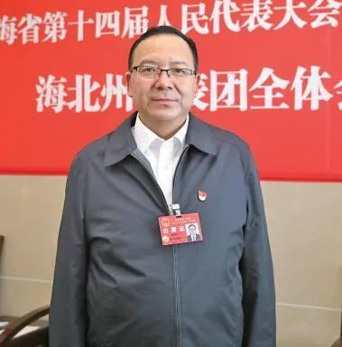 夏吾杰,男,藏族,1970年10月生,在职大学,中共党员,现任海北州委副书记