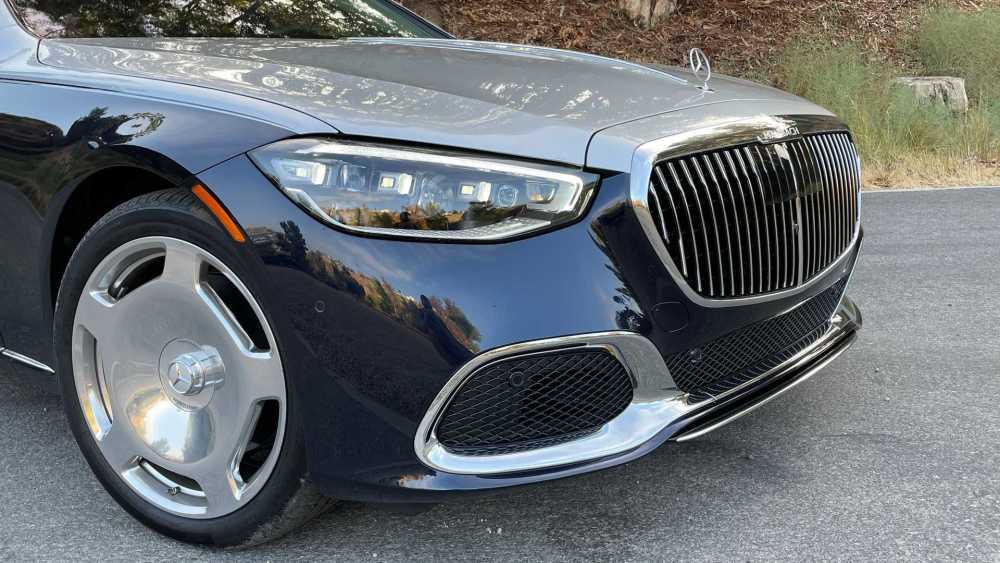 创造一个新标杆,2022款奔驰迈巴赫s580大量实拍图发布_腾讯新闻