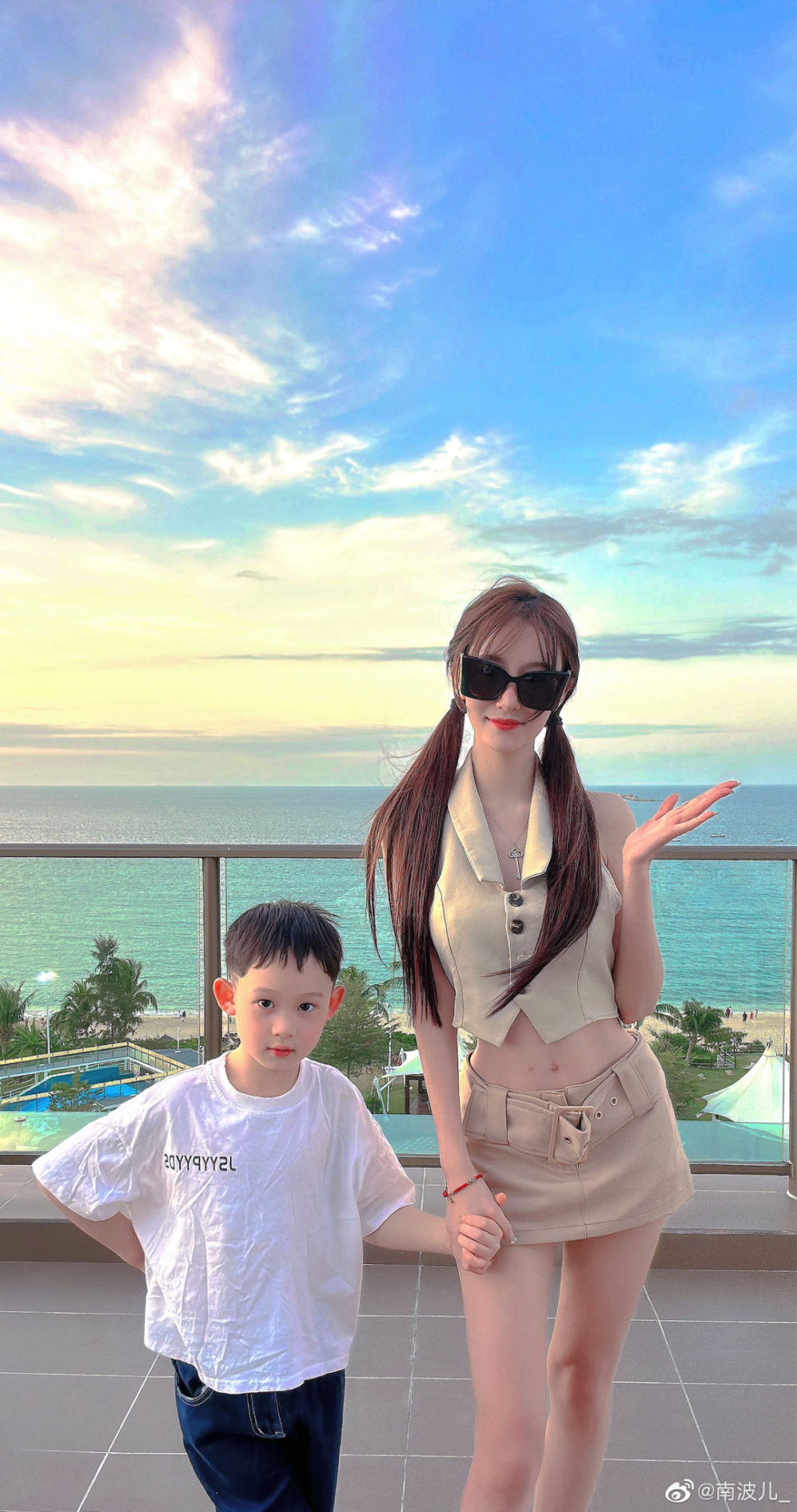 南波儿首次晒娃,腐团儿cos兔女郎被封,阿冷距停播还有十天