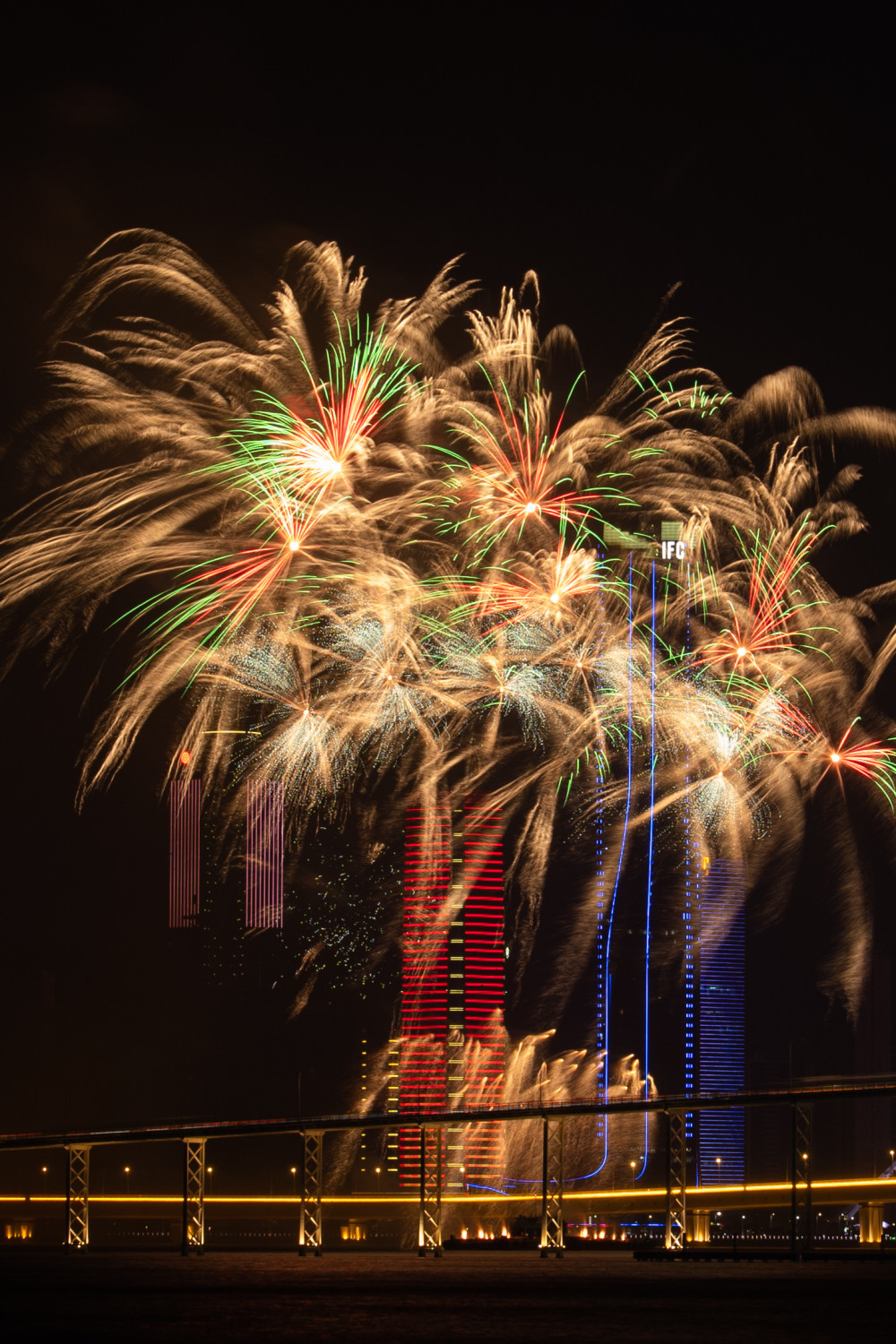 (社会)澳门举办贺岁烟花汇演