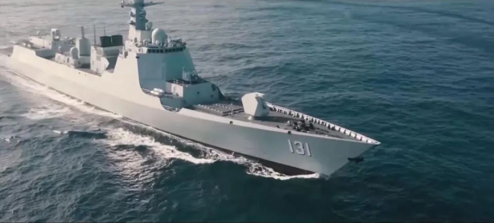 052d导弹驱逐舰"太原"舰垂发导弹实射画面曝光,超震撼!_腾讯新闻