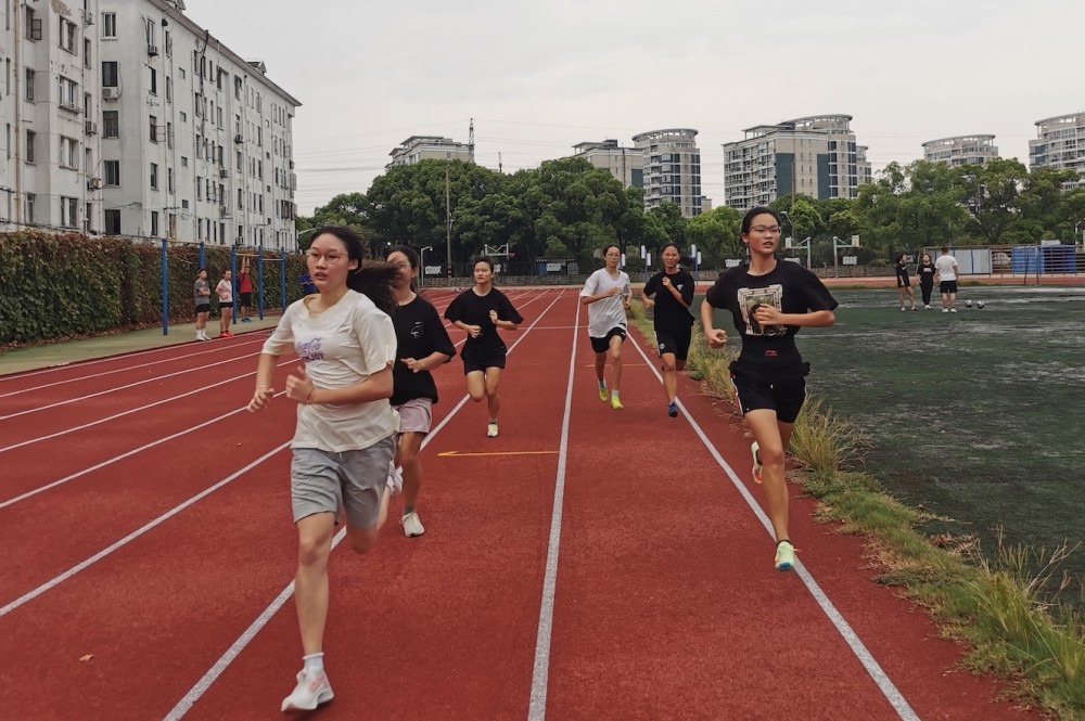 运育未来助学生逆袭圆梦理想高校城桥中学以体育特色拓宽成才之路