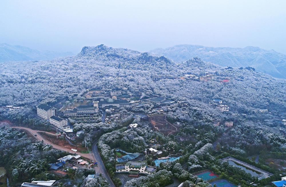 罗浮山雪景图片