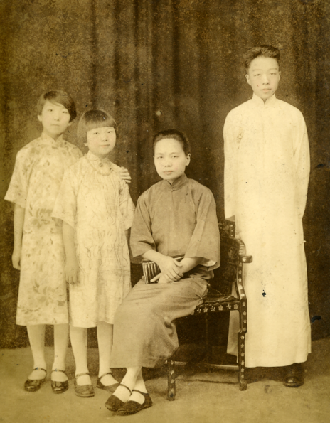 著名翻译家杨苡逝世，追忆她在昆明的往事_腾讯新闻