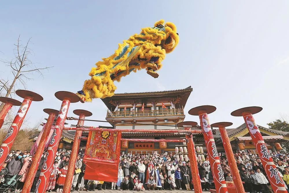 非遺體驗煙花匯演這個春節襄陽端出精彩紛呈的文旅大餐