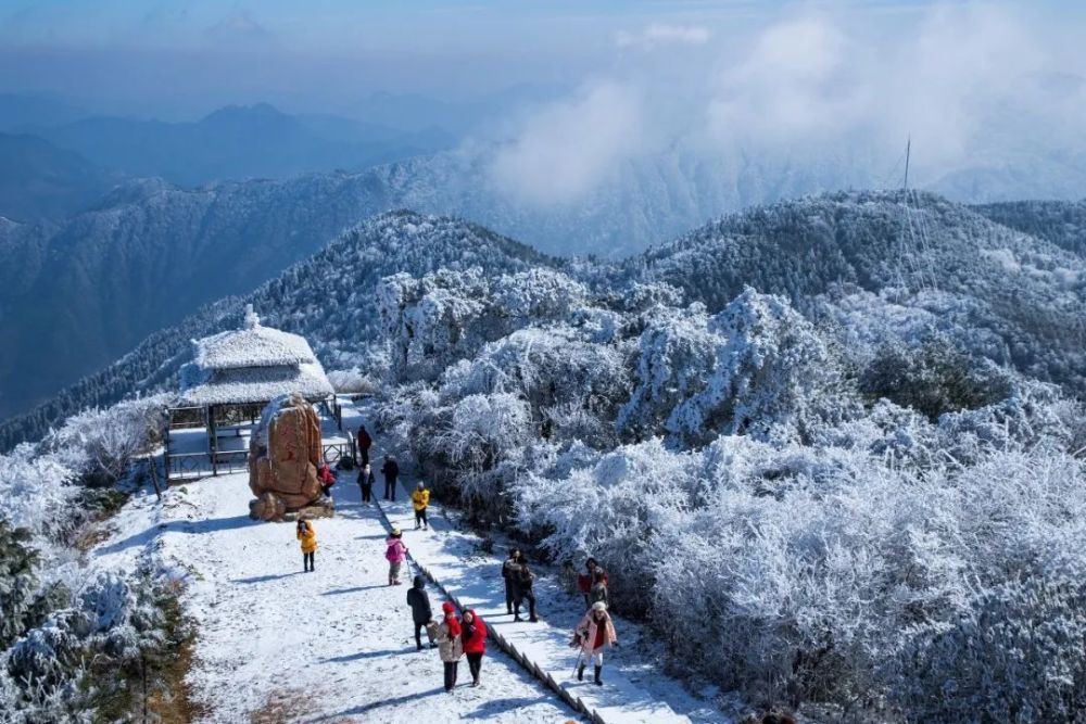 景宁东弄非遗盛会（景宁东弄村开发旅游景点图片） 第15张