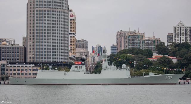 今年海军护卫舰有望达到百艘,重回2021年巅峰时刻,平均吨位更大