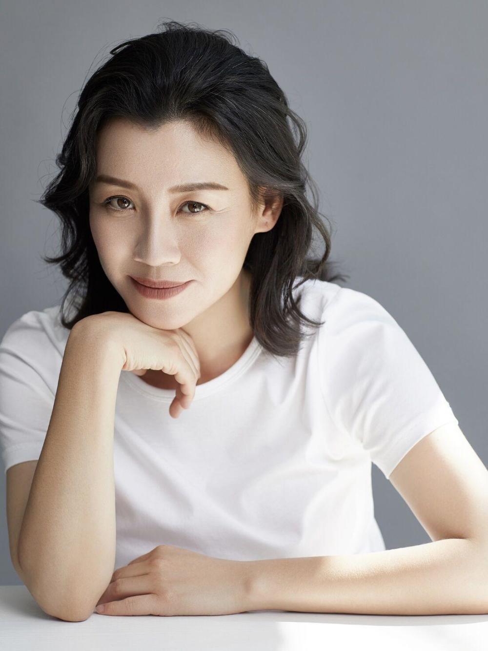 演员刘琳被名导抛弃后转身嫁给穷小子如今婚姻状况如何