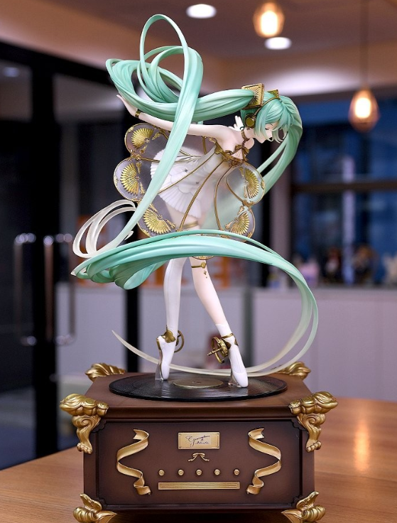 初音未来交响乐2020五周年版手办 拉面师傅葱娘展现完美绅士角度_腾讯