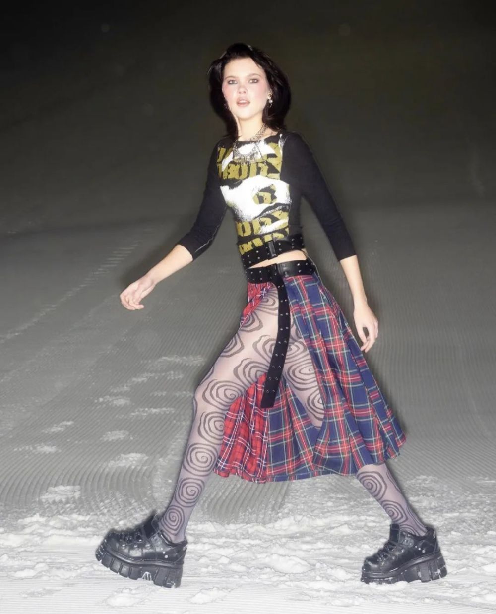 这条苏格兰裙为什么能火到一裙难求?_腾讯新闻