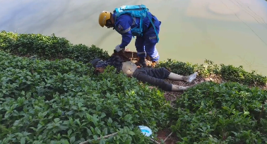 帅小伙溺水身亡图片