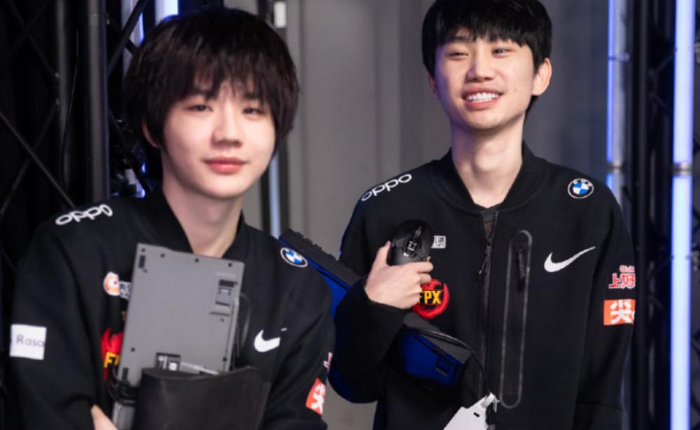 小天跟老fpx队友恩断义绝又拉黑一人!doinb回应:跟我没关系_腾讯新闻