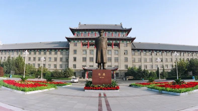 哈工程的教学楼,heuer心中永远的军工圣殿!_腾讯新闻