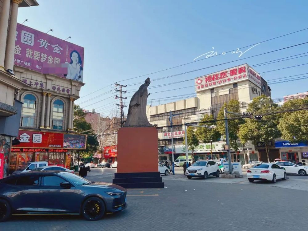 监利市位于我国湖北省的中南部,是湖北省"最年轻"的县级市之一,现在由