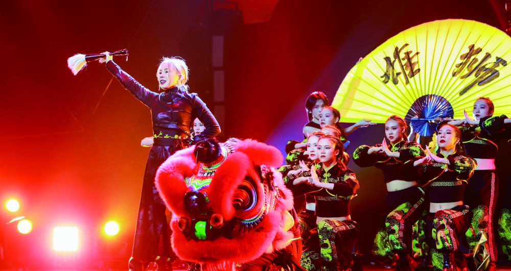 中国风街舞作品《中华雄狮》摘得第三届"舞动山城"国际街舞大赛齐舞