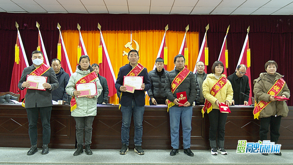 汨罗古培镇:为优秀师生发放教育奖励基金13.92万元_腾讯新闻