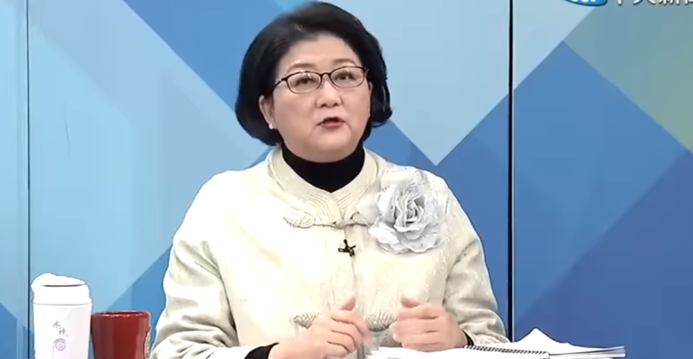 据台媒报道,近日,岛内数位有线电视副董事长,前"立委"雷倩在受访时大