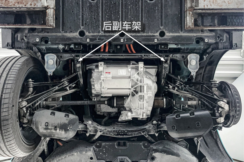 底盘平整化表现不错 上汽大众id.3底盘解析_腾讯新闻