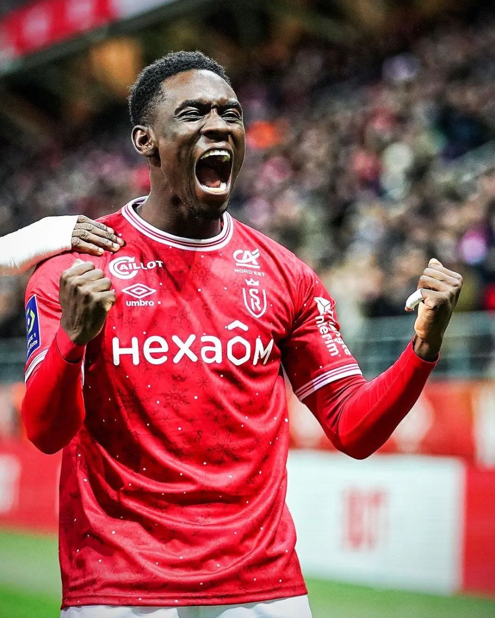 枪手外租的宝藏男孩,力压姆巴佩登顶法甲_腾讯新闻