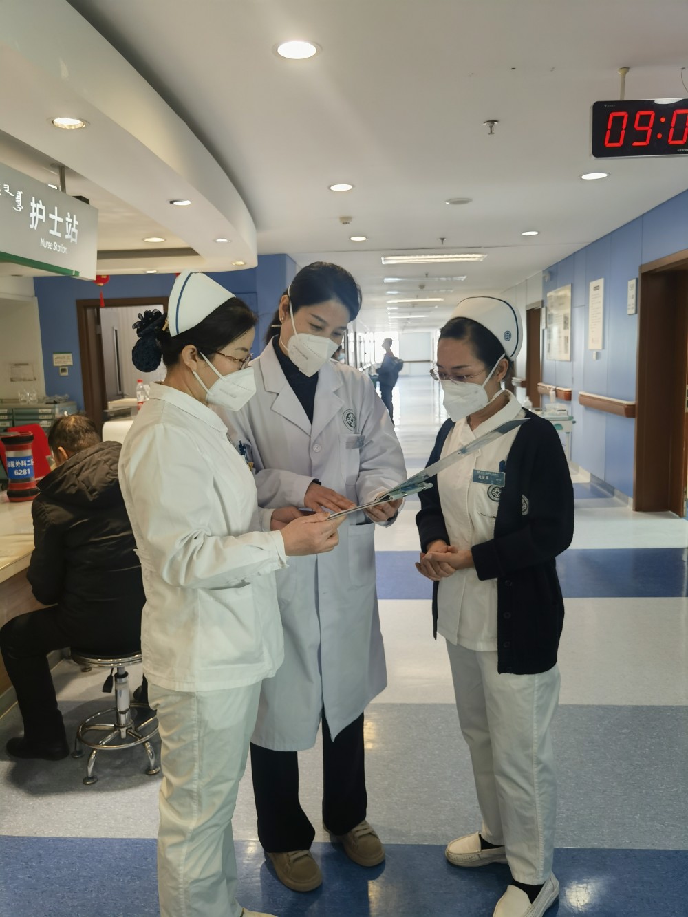 關于首都醫科大學附屬友誼醫院急診護士推薦靠譜掛號黃牛；團隊力量的信息