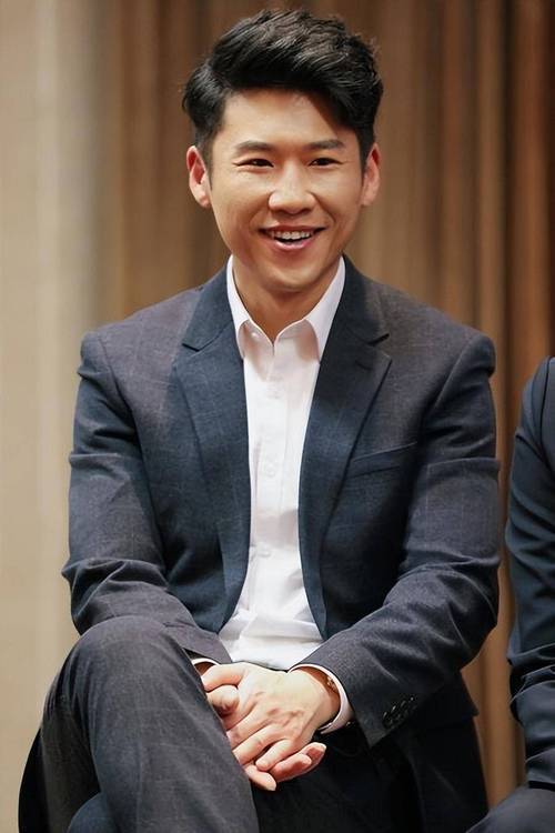 他是《狂飙》中的"杨建",《三生三世十里桃花》中的"司命星君",也是