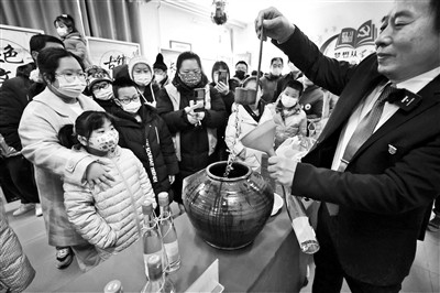 北京本地草莓产量预计超2000万公斤易熙人的课从哪听2023已更新(新华网/今日)