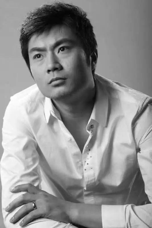 今日主播:刘昊(演员)丨荷露《纯粹的季节》