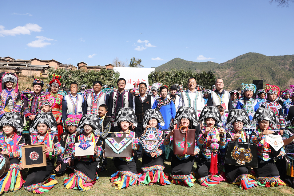 中国永仁2023直苴彝族赛装节隆重启幕