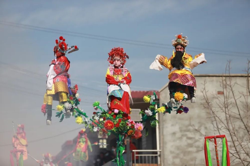兰州社火闹元宵文化进万家