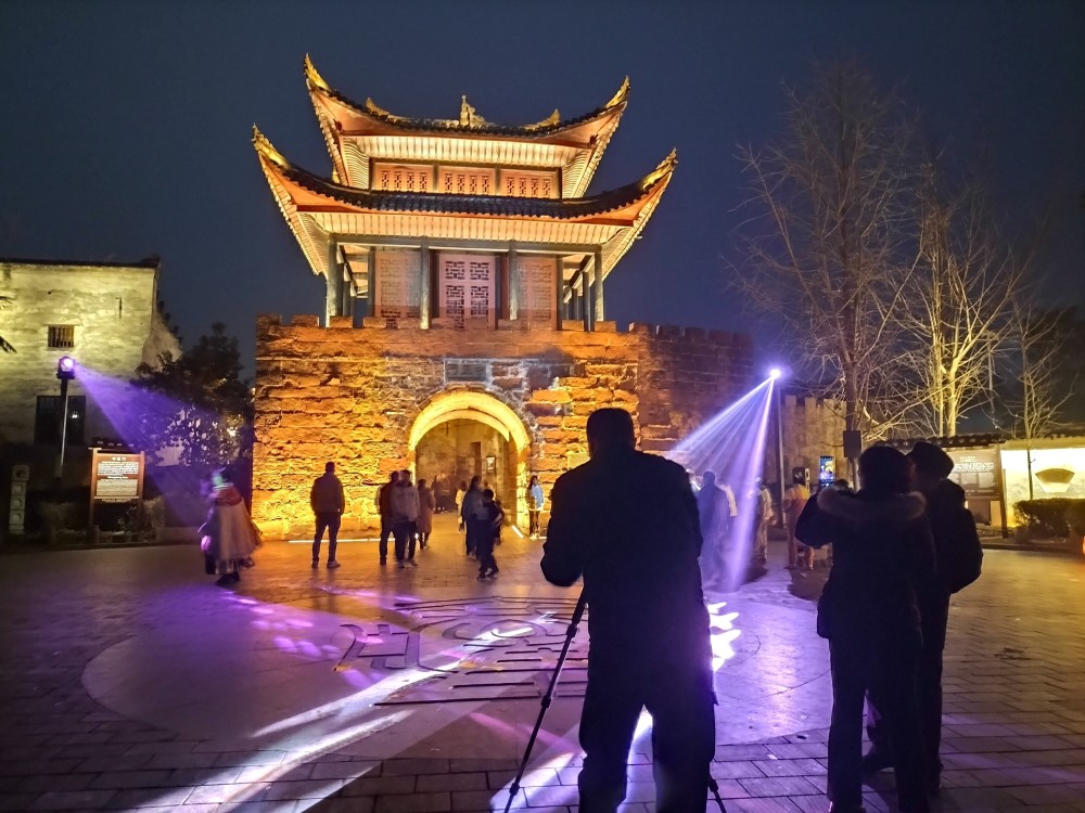 新春走基层丨怀化洪江市黔阳古城多彩民俗闹元宵