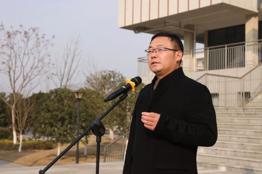 襄阳四中校长开学讲话提到了他!_腾讯新闻