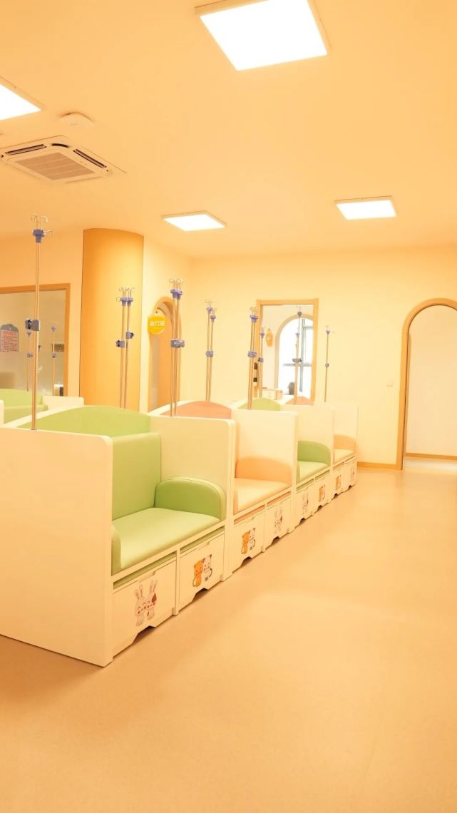 据了解,晶医生儿科诊所是一家集儿科门诊,儿保门诊,儿童康复,儿童心理