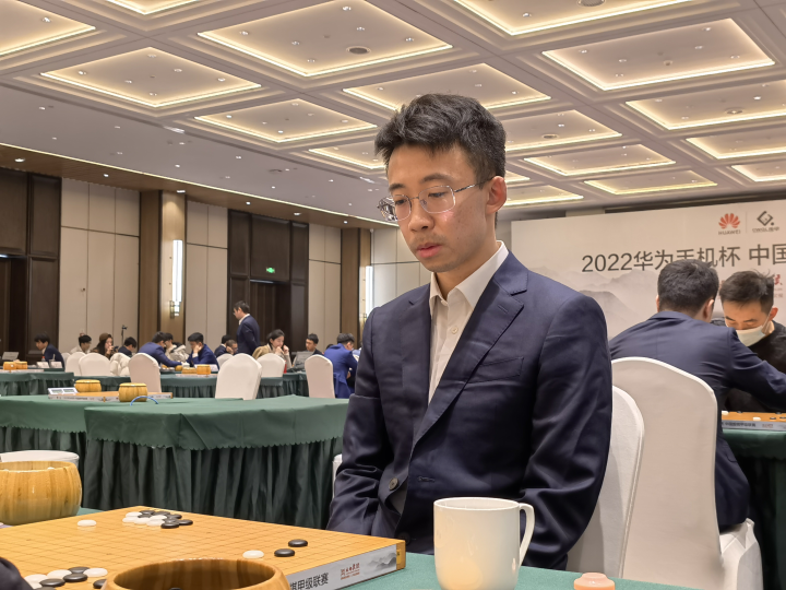 围甲丨丁浩爆冷主将不敌刘宇航，去年亚军龙元明城杭州队掉入保级组_腾讯新闻