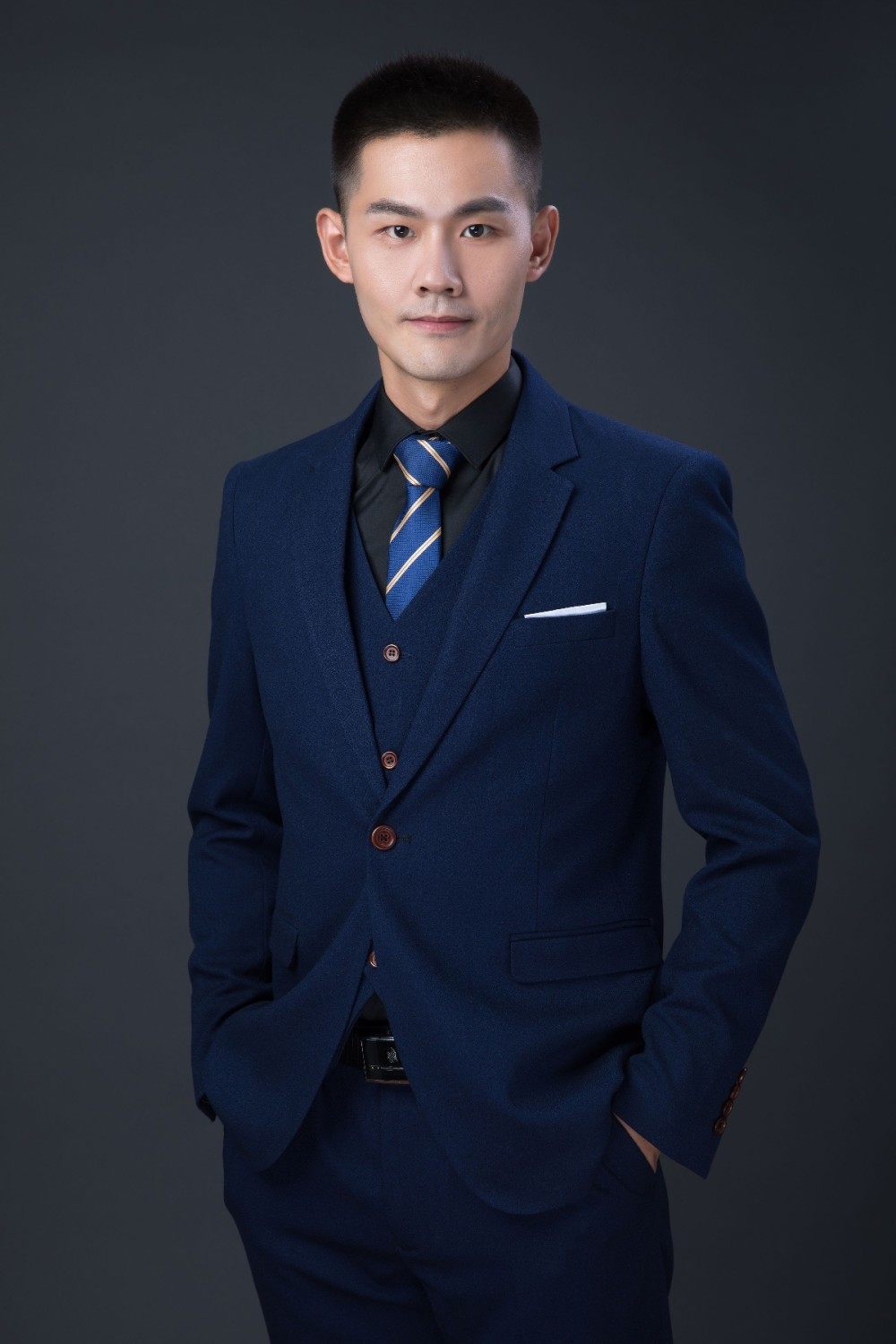 武汉大学副教授徐逢秋.