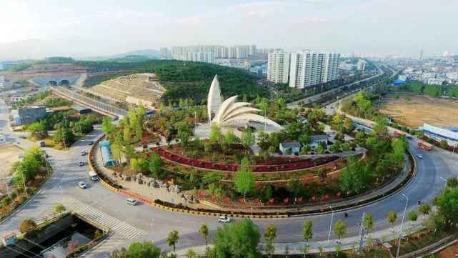 "礼赞新时代 奋进新鲁甸"图片展|崭新变化_腾讯新闻