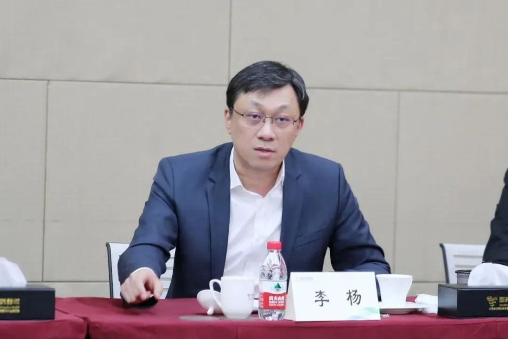 国药控股副总裁,国药器械董事长,党委书记李杨指出,国药器械作为中国