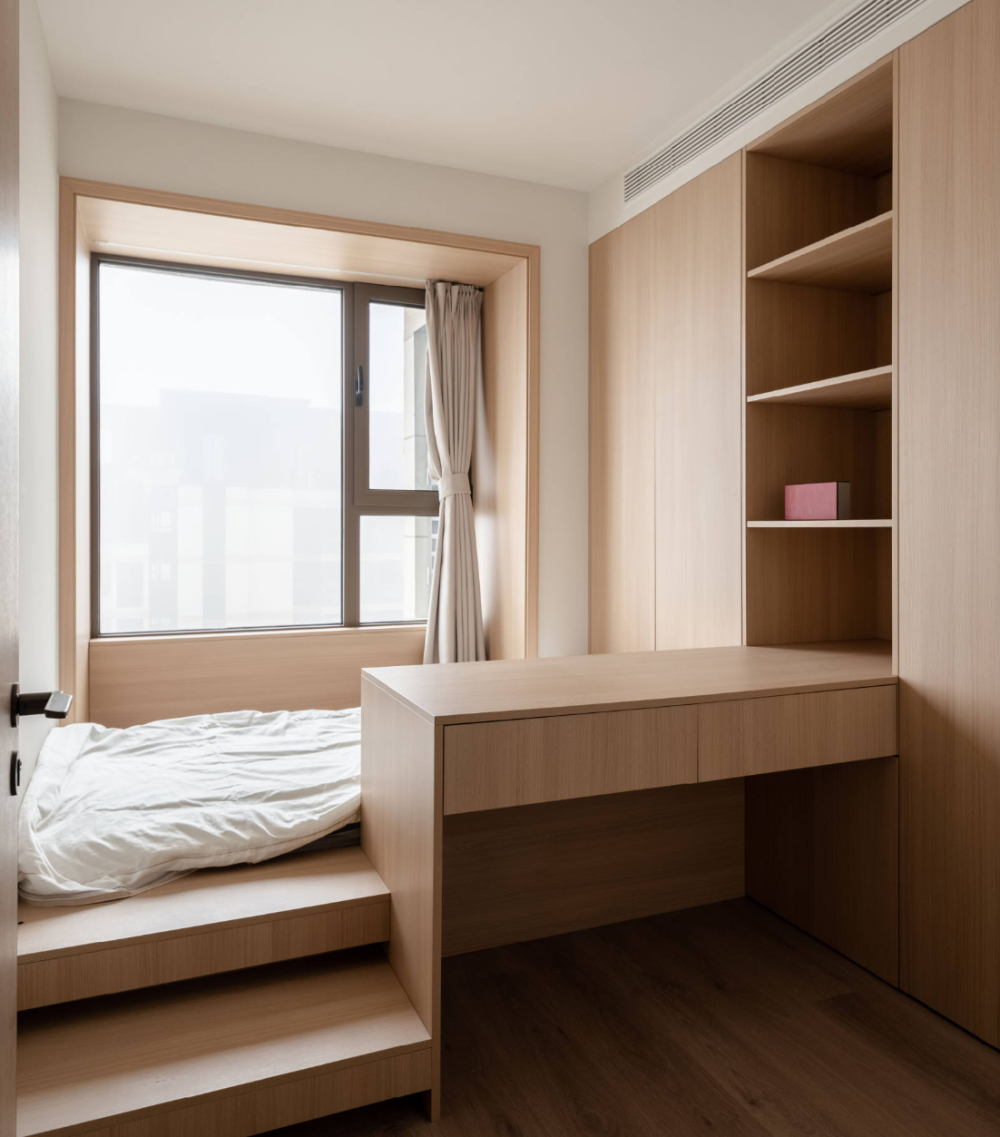 越来越多人喜欢给主卧设计地台床尝试过才知道有多实用