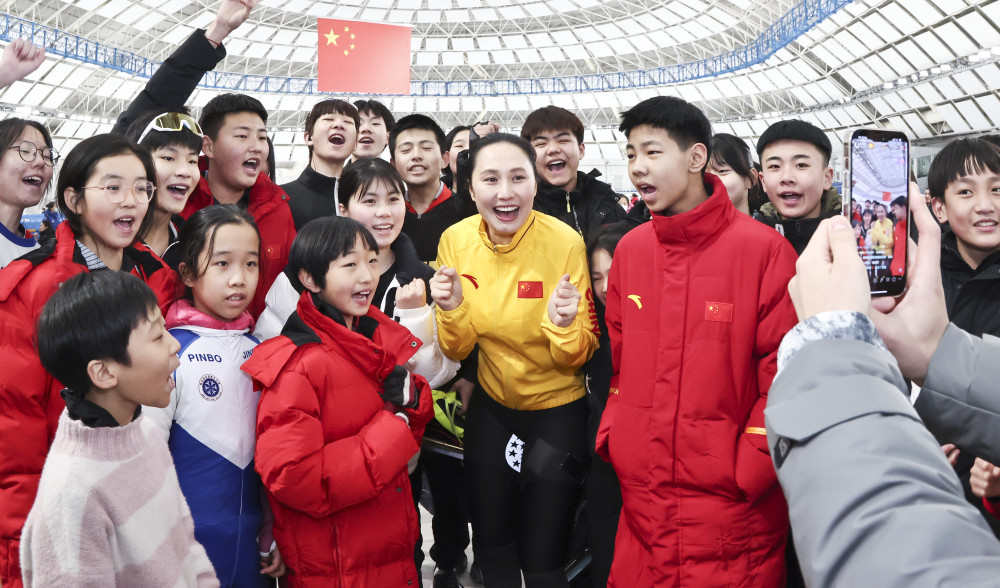 体育中国速滑冬奥首金得主张虹宣布退役