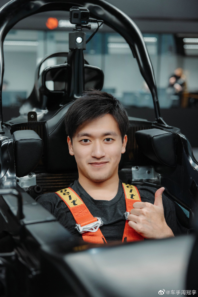 深一度|周冠宇,优质体育偶像的品牌效应_腾讯新闻