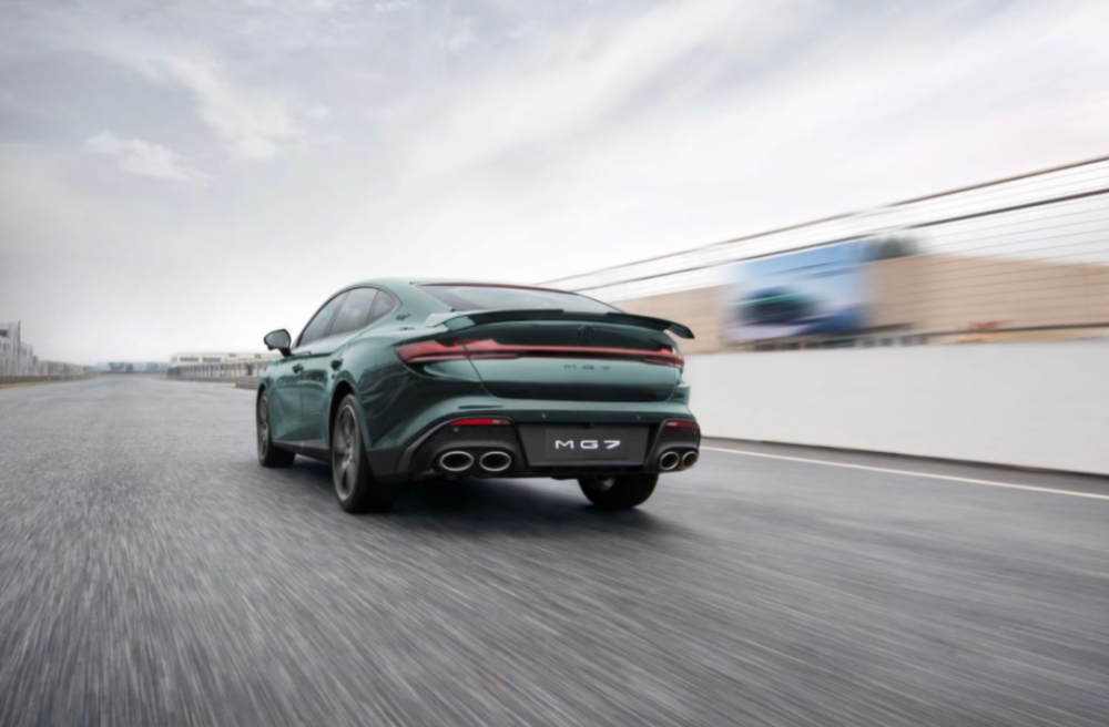 赛道首试,morris garages的黑标旗舰到底实力如何?_腾讯新闻