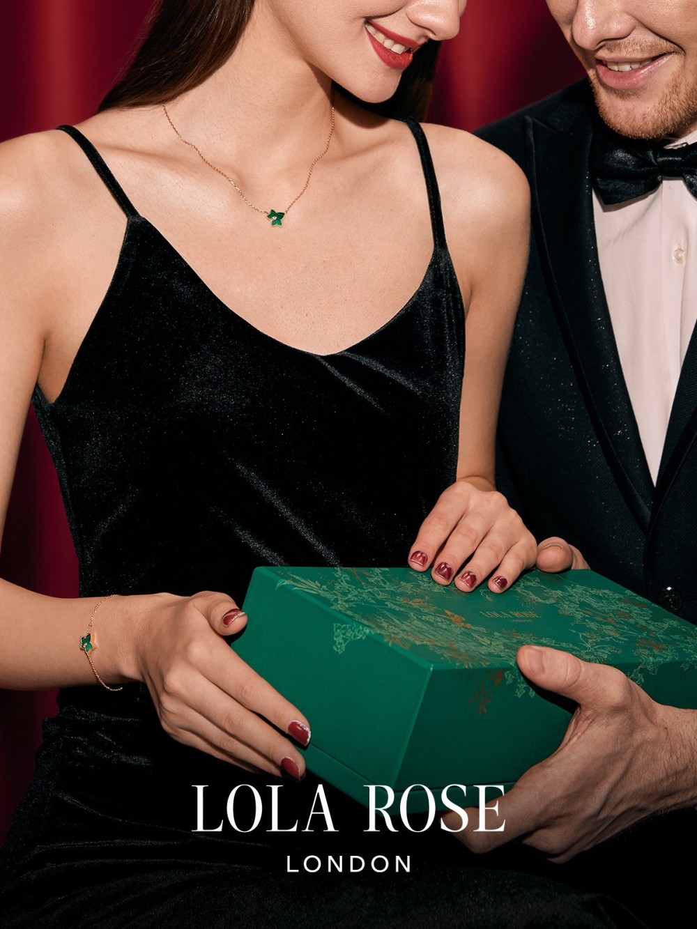 lolarose系列珠宝腕表配饰，情人节为爱人戴上长情爱意_腾讯新闻