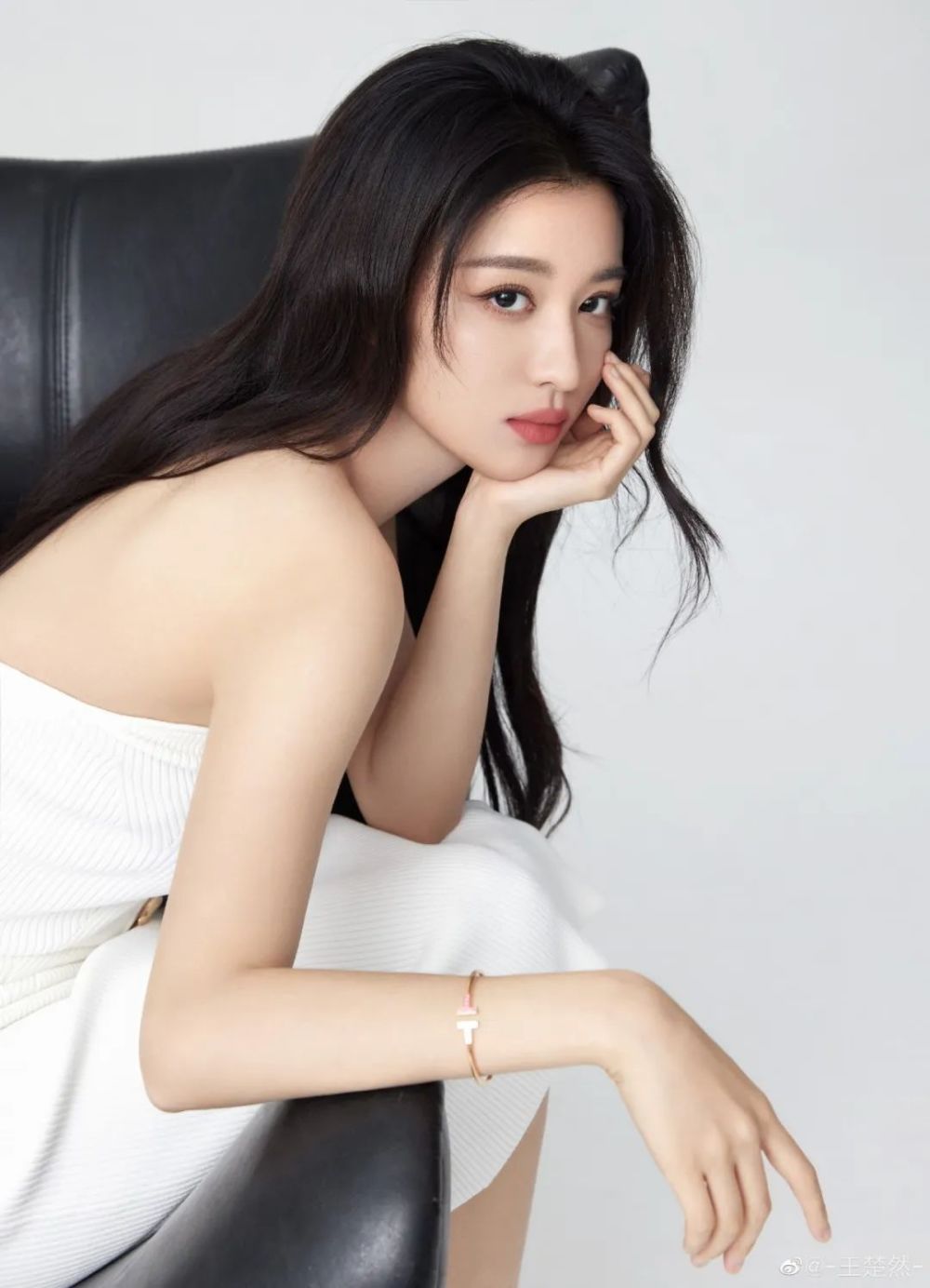 美人计|初恋刘亦菲,现任王楚然_腾讯新闻