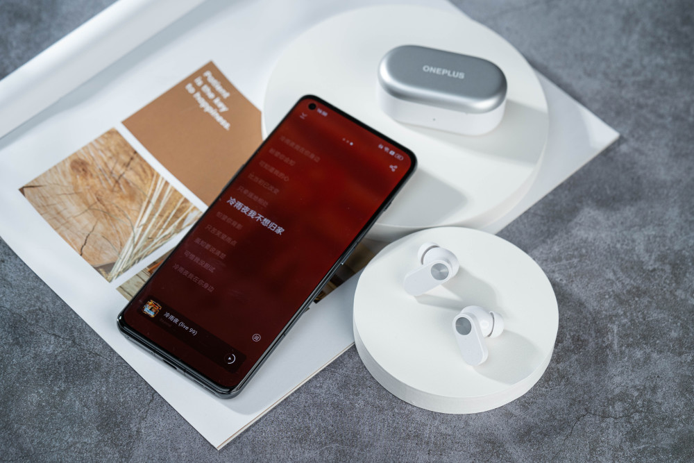 开箱一加budsace听感拉满的游戏tws蓝牙耳机