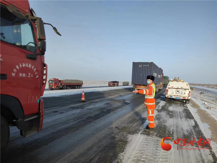 甘肃省高速公路运营系统多措并举除雪保畅 腾讯新闻