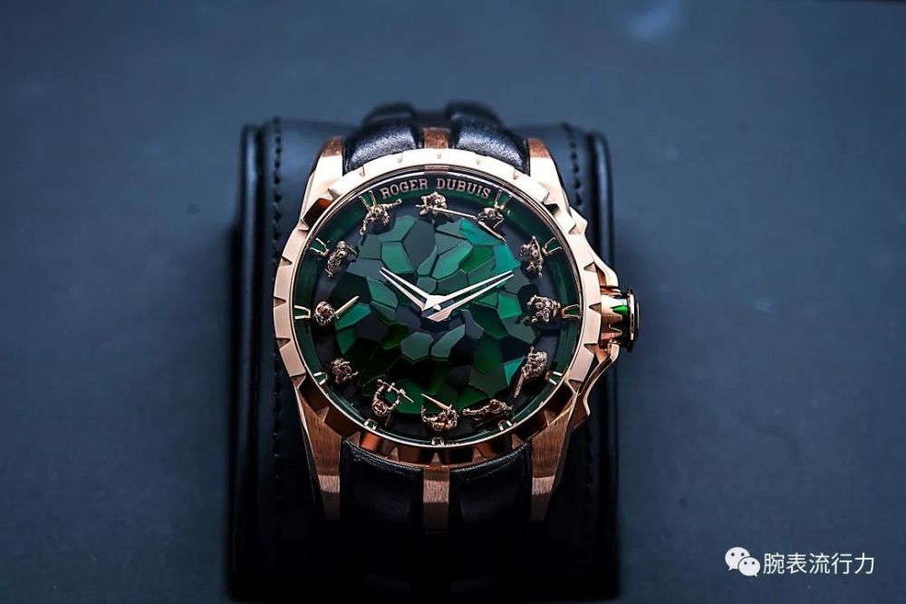 騎士再臨續寫傳奇羅傑杜彼rogerdubuis全新第九代圓桌騎士系列腕錶