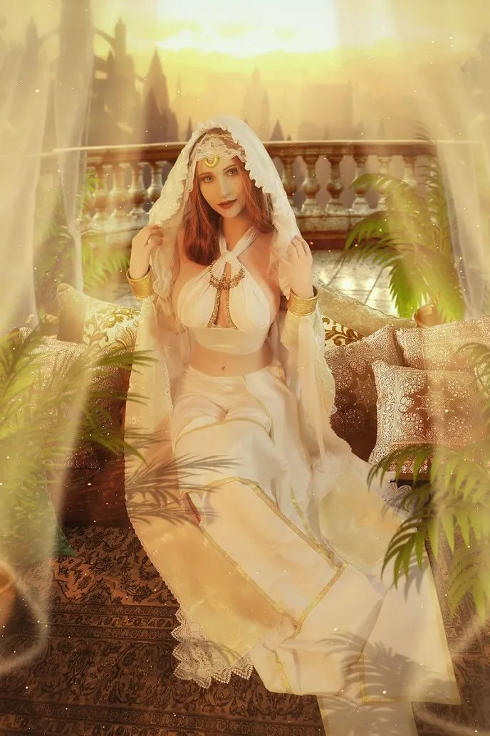 【cos】俄妹cos《黑暗之魂》太阳公主 巨大宝箱注意了!_腾讯新闻