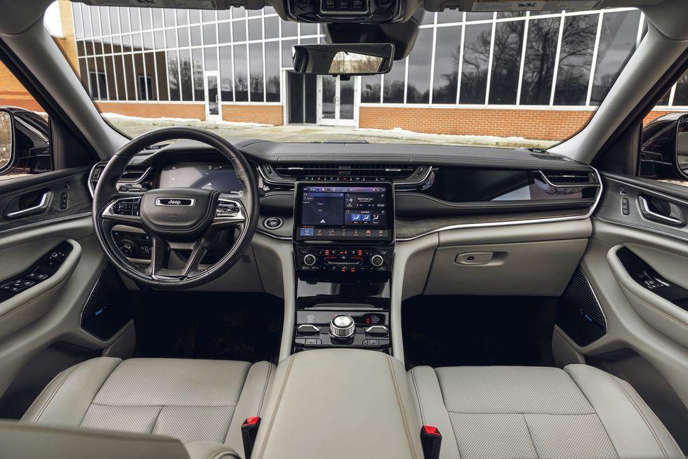 2023款jeep大切诺基4xe大量实拍图发布_腾讯新闻