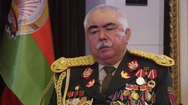 据"详实网"16日报道,阿富汗前副总统阿卜杜勒·拉希德·杜斯塔姆前几