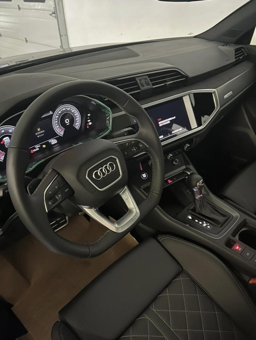 档把终于改了但似乎又没有全改新款奥迪q3量产下线实拍图曝光