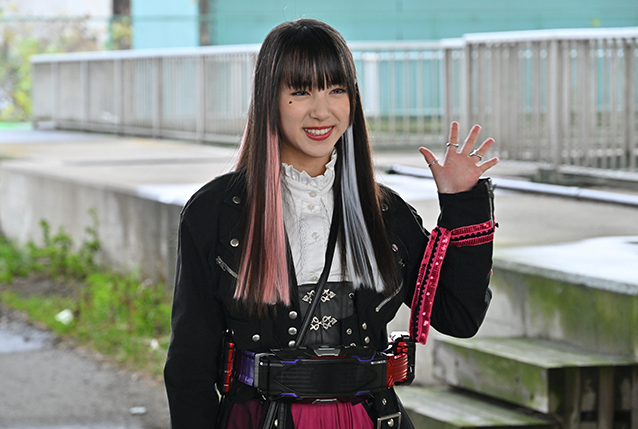 假面骑士极狐红牛贝洛芭官方特写让人心动的15岁反派嗨丝少女